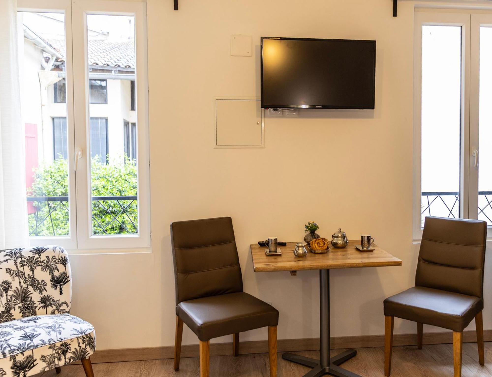 Instant En Provence Apartment Eyragues Exterior photo